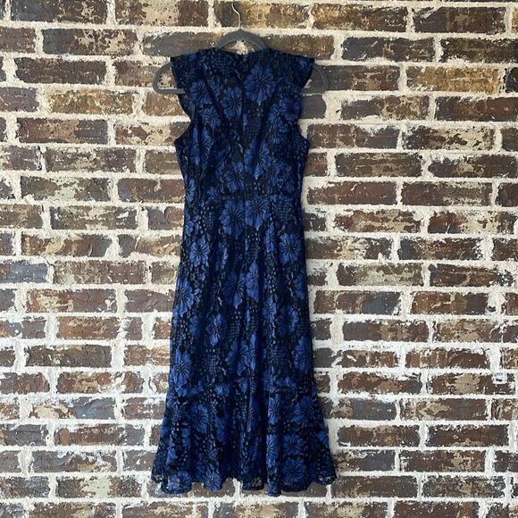 Lulus Divinely Dramatic Black and Navy Blue Lace Midi Dress XS - Picture 10 of 11